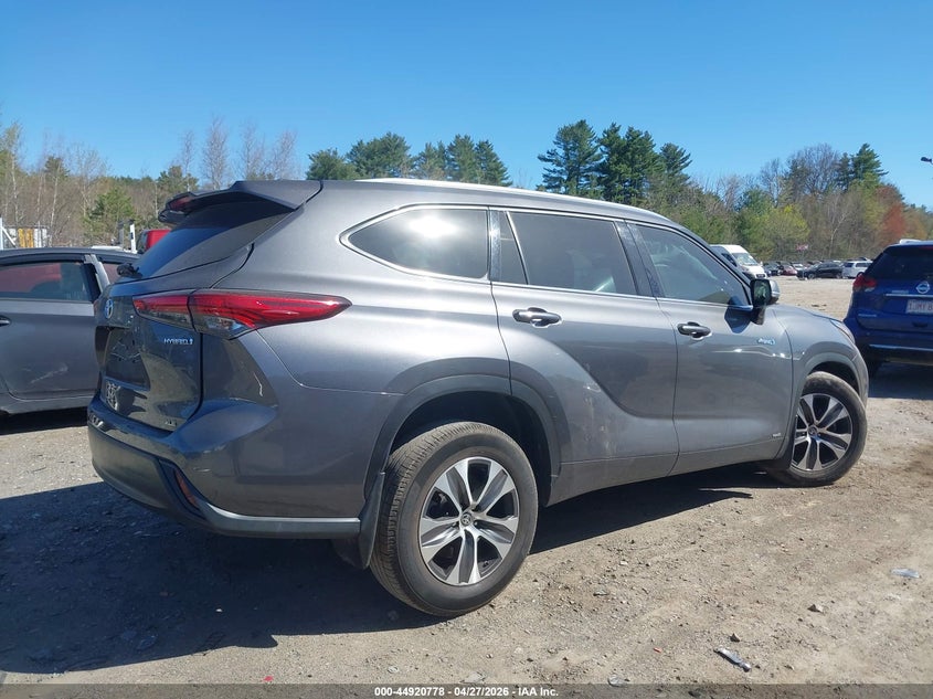 2021 Toyota Highlander VIN 5TDHBRCH0MS067204 IAAI salvage auction — LEFT FRONT, Salvage Title, sold $16,150 on 2026-07-17 (photo 4)
