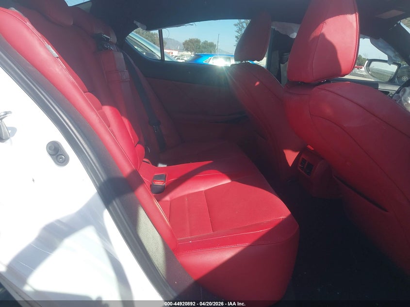 2022 Lexus Is VIN JTHGZ1B29N5056634 IAAI salvage auction — LEFT SIDE, Salvage Title, sold $7,100 on 2026-07-08 (photo 8)