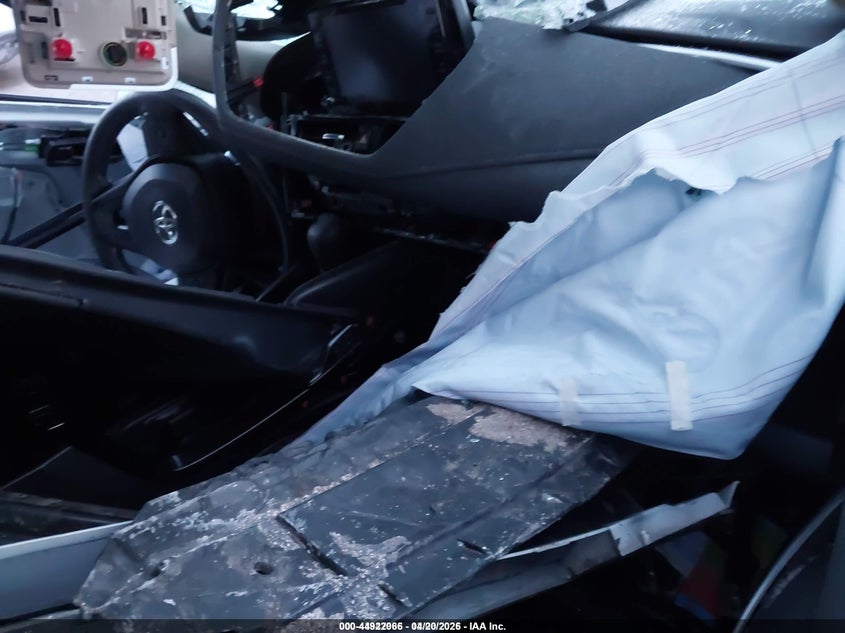 2022 Toyota Corolla VIN JTDEAMDE6N3001773 IAAI salvage auction — ROLLOVER, Wait Title, sold $275 on 2026-07-22 (photo 5)