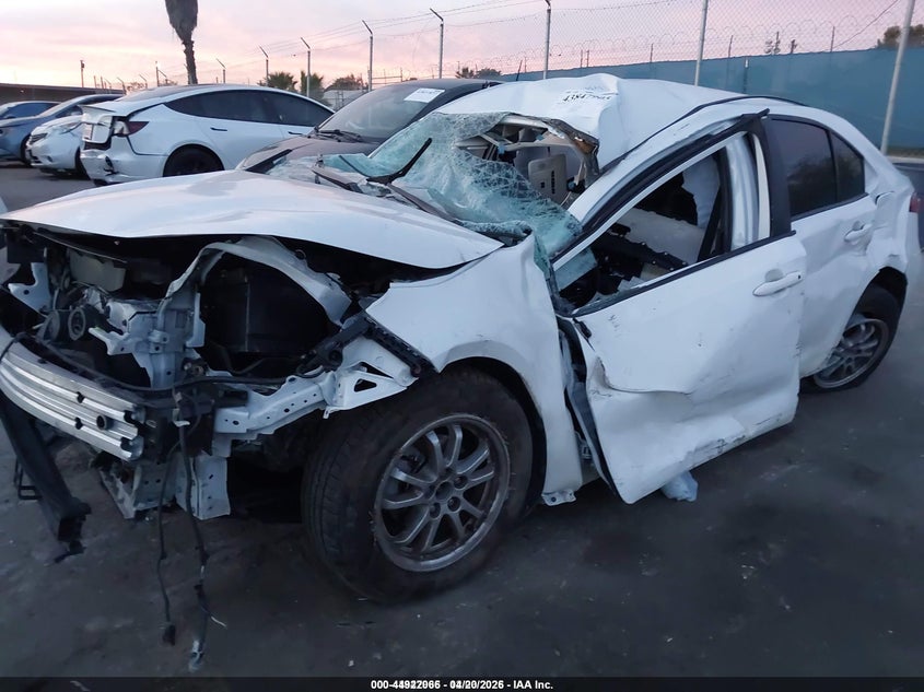 2022 Toyota Corolla VIN JTDEAMDE6N3001773 IAAI salvage auction — ROLLOVER, Wait Title, sold $275 on 2026-07-22 (photo 6)