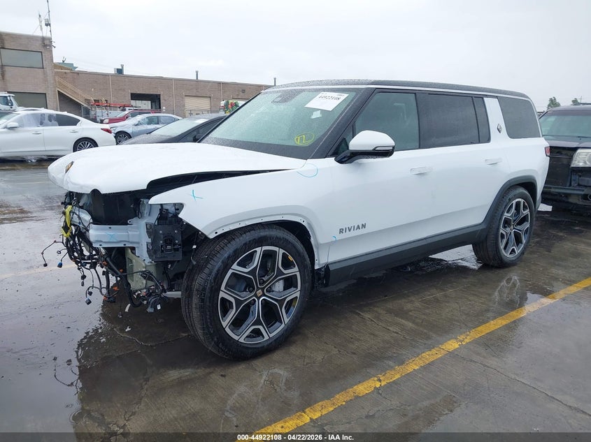 2026 Rivian R1s VIN 7PDSGCBA1TN085796 IAAI salvage auction — FRONT END, Salvage (California), sold $27,850 on 2026-08-10 (photo 2)