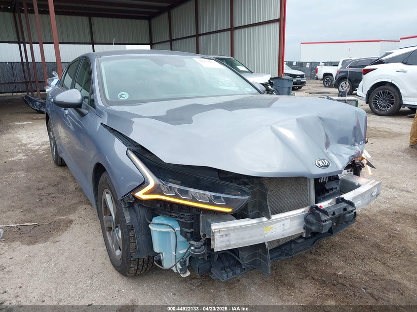 2021 Kia K5 VIN 5XXG14J24MG021327 IAAI salvage auction — FRONT & REAR, Original (Texas), sold $3,950 on 2026-07-07 (photo 1)
