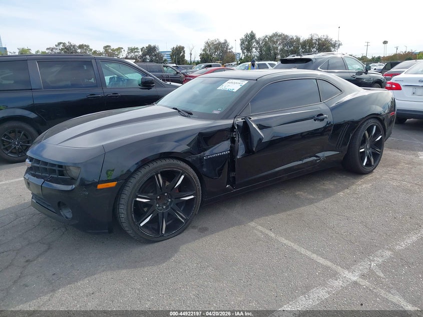 2013 Chevrolet Camaro VIN 2G1FB1E3XD9128876 IAAI salvage auction — NORMAL WEAR, Salvage Title, sold $2,375 on 2026-07-09 (photo 2)