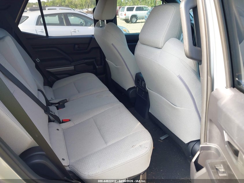 2025 Toyota 4runner VIN JTEVA5BR7S5050102 IAAI salvage auction — FRONT END, Wait Title, sold $19,400 on 2026-07-14 (photo 8)