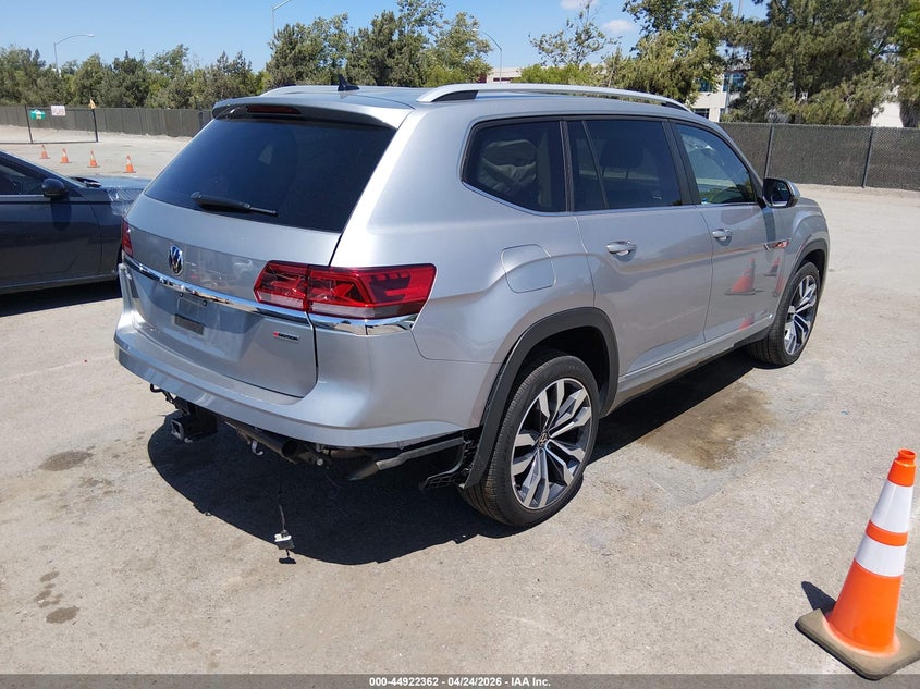 2021 Volkswagen Atlas VIN 1V2SR2CA2MC572785 IAAI salvage auction — REAR END, Salvage Title, sold $8,000 on 2026-07-10 (photo 4)