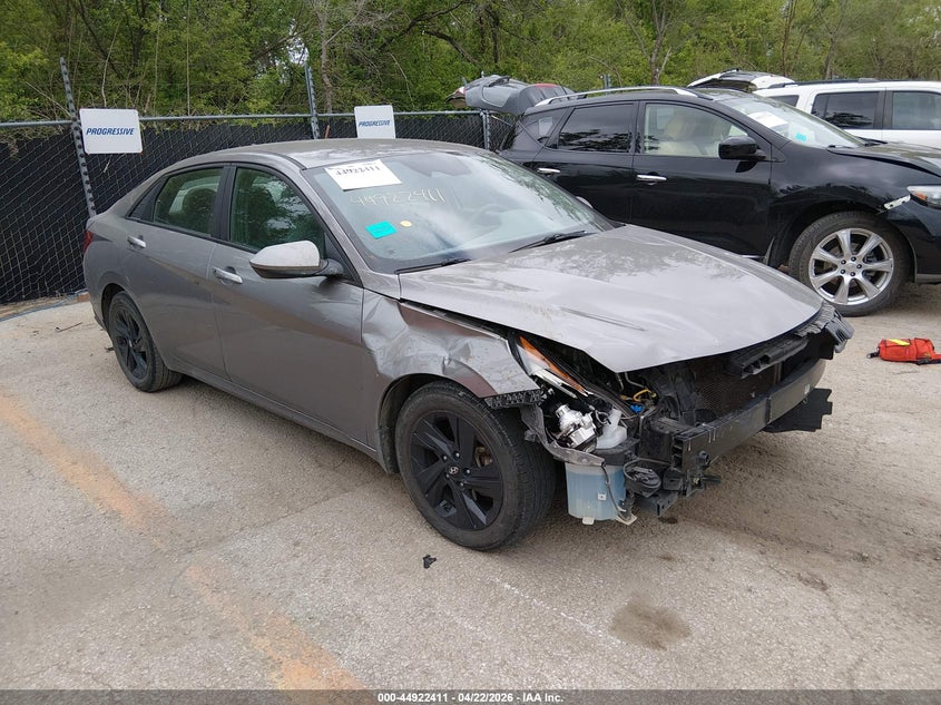 2022 Hyundai Elantra VIN KMHLM4AG1NU357428 IAAI salvage auction — FRONT END, Salvage (Kentucky), sold $1,600 on 2026-07-22 (photo 1)