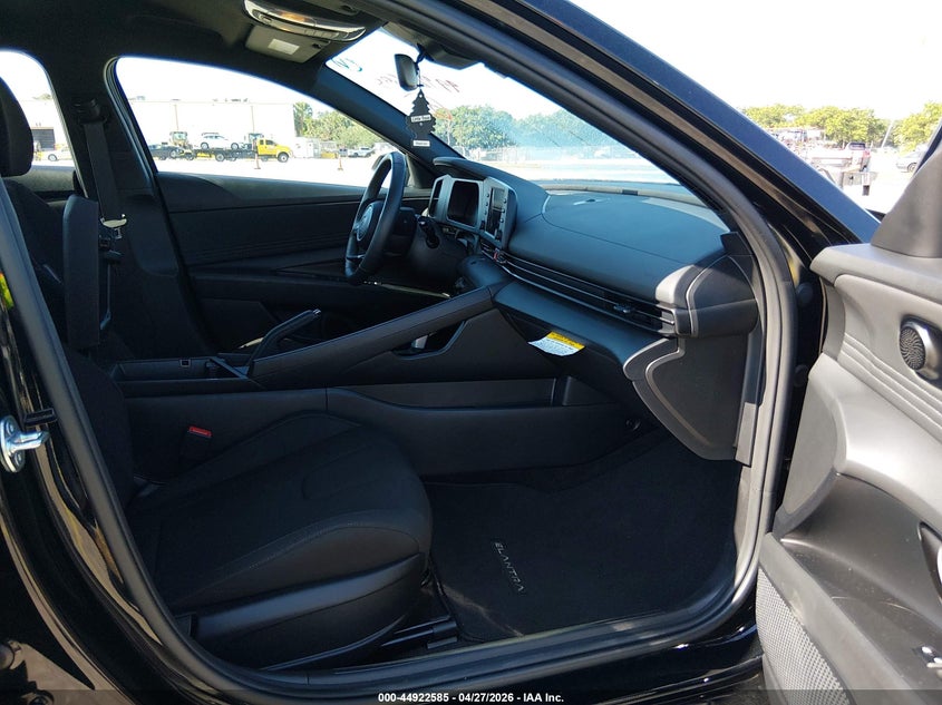 2025 Hyundai Elantra VIN KMHLM4DGXSU048032 IAAI salvage auction — LEFT REAR, Salvage Title, sold $4,950 on 2026-07-09 (photo 5)