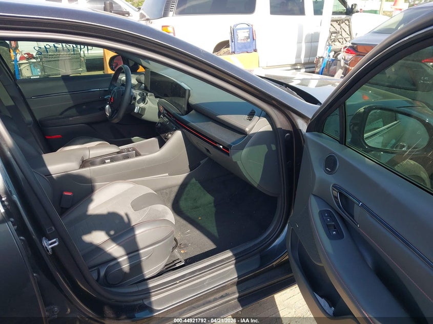 2024 Hyundai Sonata VIN KMHL54JC2RA351171 IAAI salvage auction — REAR END, Salvage Title, sold $10,500 on 2026-07-09 (photo 5)