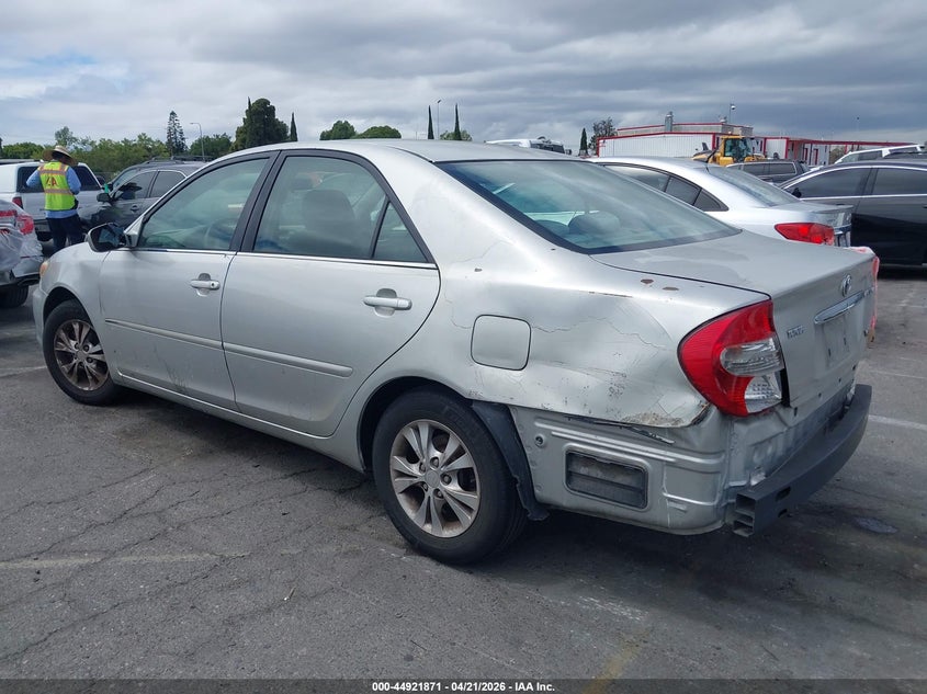 2005 Toyota Camry VIN 4T1BF30K95U602630 IAAI salvage auction — NORMAL WEAR, Salvage (Idaho), sold $575 on 2026-07-09 (photo 3)