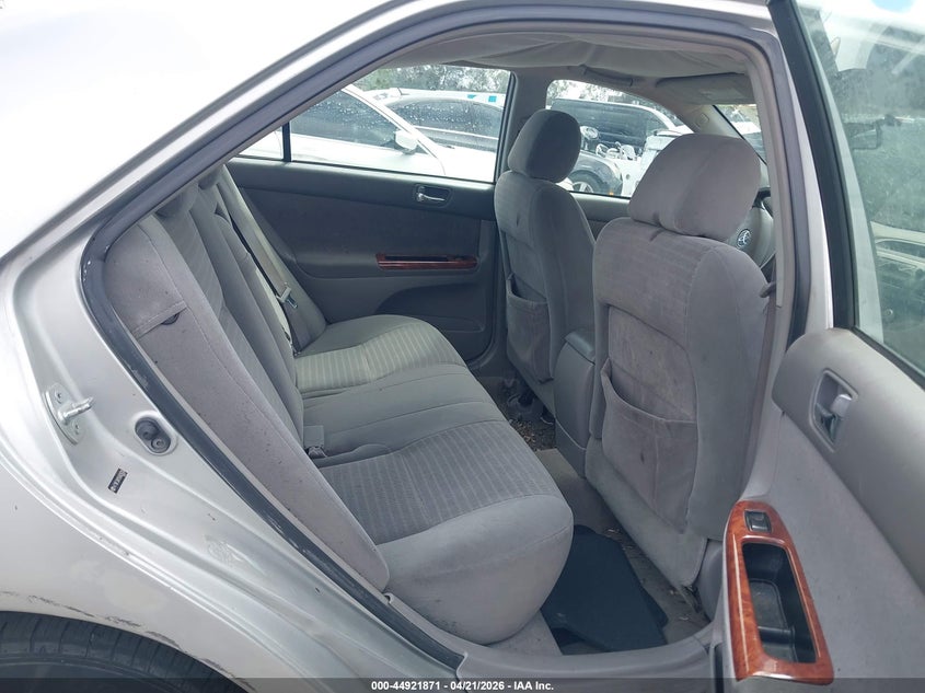 2005 Toyota Camry VIN 4T1BF30K95U602630 IAAI salvage auction — NORMAL WEAR, Salvage (Idaho), sold $575 on 2026-07-09 (photo 8)
