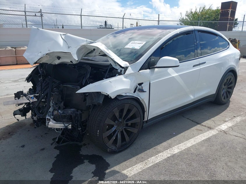 2022 Tesla Model x VIN 7SAXCBE56NF336463 IAAI salvage auction — FRONT END, Salvage Title, sold $5,100 on 2026-07-29 (photo 2)