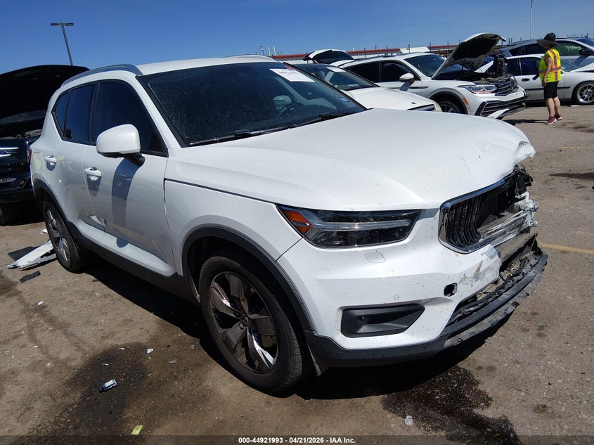 2021 Volvo Xc40 VIN YV4162UKXM2576910 IAAI salvage auction — FRONT END, Salvage (Texas), sold $4,650 on 2026-08-02 (photo 1)