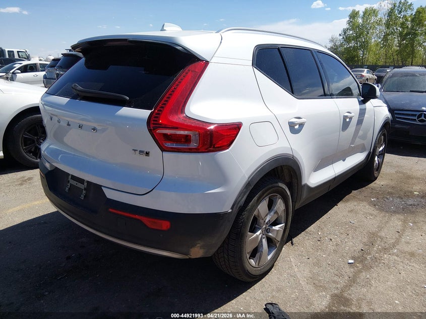 2021 Volvo Xc40 VIN YV4162UKXM2576910 IAAI salvage auction — FRONT END, Salvage (Texas), sold $4,650 on 2026-08-02 (photo 4)
