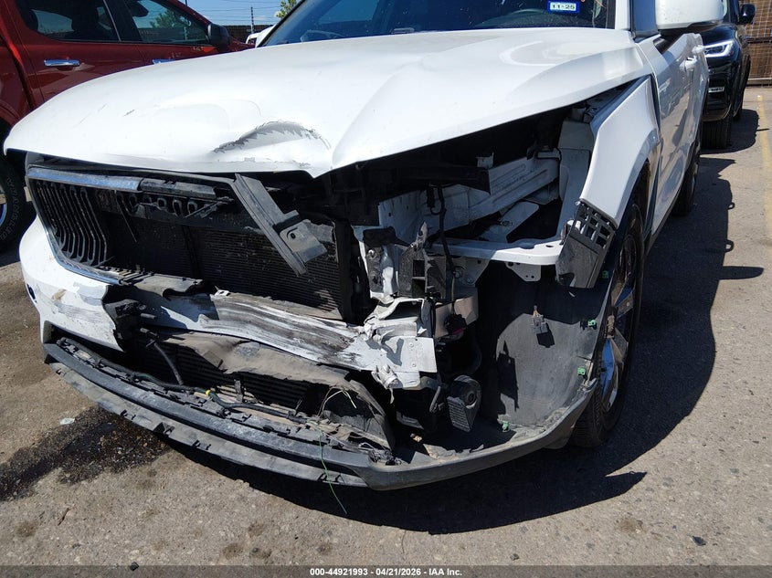 2021 Volvo Xc40 VIN YV4162UKXM2576910 IAAI salvage auction — FRONT END, Salvage (Texas), sold $4,650 on 2026-08-02 (photo 6)