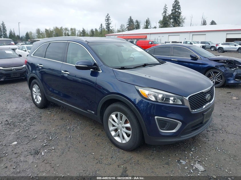 2017 Kia Sorento VIN 5XYPGDA55HG334123 IAAI salvage auction — REAR END, Bill Of Sale (Washington), sold $2,200 on 2026-07-24 (photo 1)