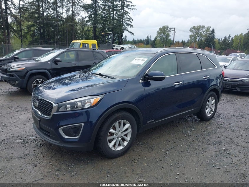 2017 Kia Sorento VIN 5XYPGDA55HG334123 IAAI salvage auction — REAR END, Bill Of Sale (Washington), sold $2,200 on 2026-07-24 (photo 2)