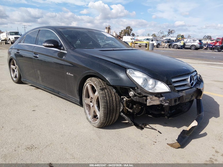 2007 Mercedes-benz Cls-class VIN WDDDJ77X27A099778 IAAI salvage auction — RIGHT FRONT, Salvage (California), sold $4,875 on 2026-07-15 (photo 1)