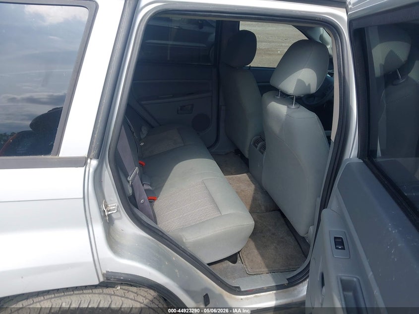 2007 Jeep Grand cherokee VIN 1J8GR48K97C673940 IAAI salvage auction — FRONT END, Salvage (Georgia), sold $275 on 2026-07-20 (photo 8)