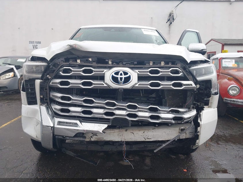 2024 Toyota Tundra VIN 5TFMC5EC9RX007736 IAAI salvage auction — Front End, Salvage (Oregon), sold $25,250 on 2026-09-12 (photo 6)