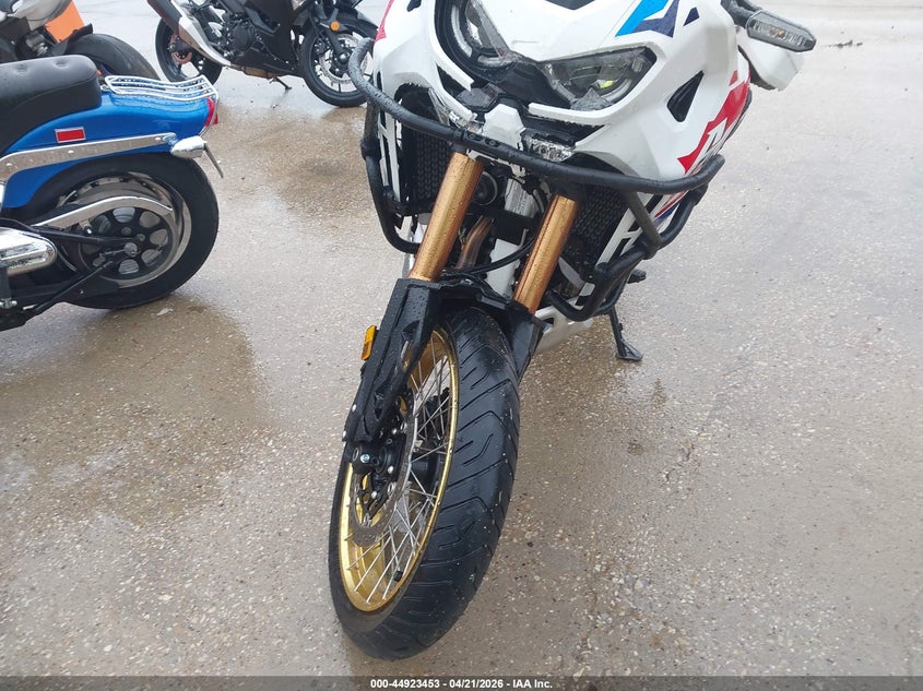 2025 Honda Crf VIN JH2SD15B2SK100449 IAAI salvage auction — FRONT END, Original (Texas), sold $7,750 on 2026-07-08 (photo 5)