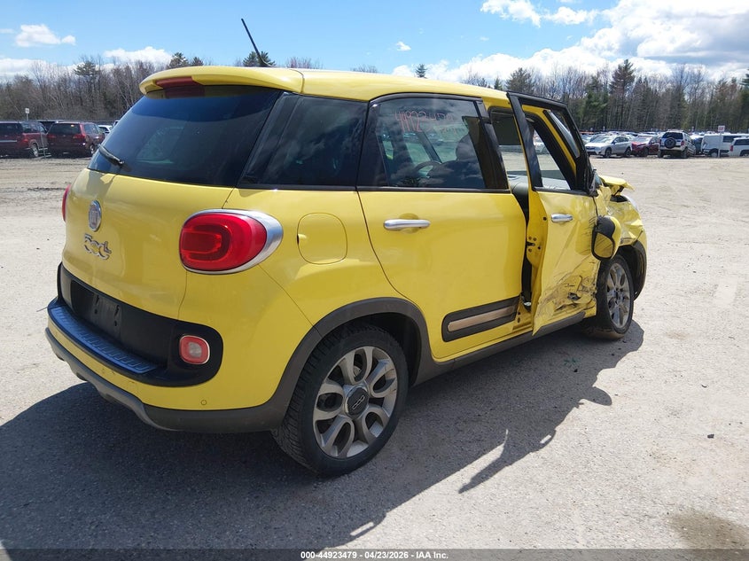 2014 Fiat 500l VIN ZFBCFADH5EZ028951 IAAI salvage auction — RIGHT SIDE, Salvage (Maine), sold $275 on 2026-07-13 (photo 4)