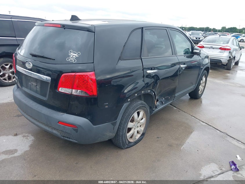 2011 Kia Sorento VIN 5XYKT3A15BG105347 IAAI salvage auction — NORMAL WEAR, Original (Texas), sold $750 on 2026-07-20 (photo 4)