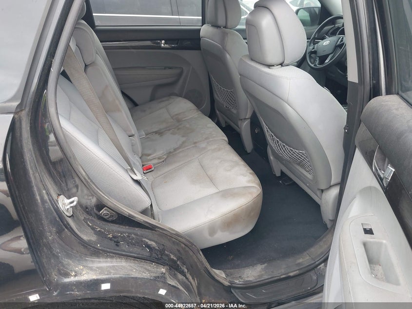 2011 Kia Sorento VIN 5XYKT3A15BG105347 IAAI salvage auction — NORMAL WEAR, Original (Texas), sold $750 on 2026-07-20 (photo 8)