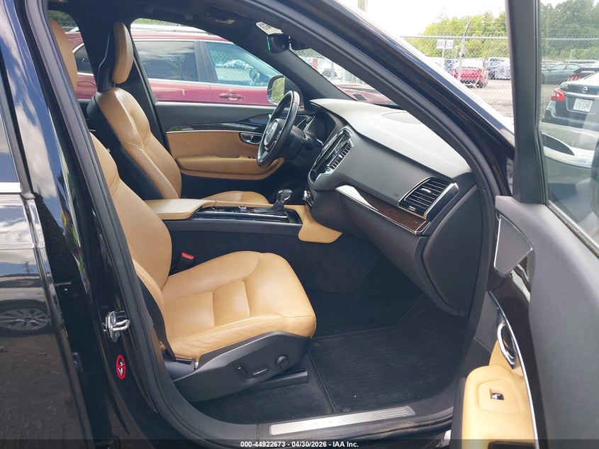 2016 Volvo Xc90 VIN YV4A22PK6G1044989 IAAI salvage auction — UNKNOWN, Salvage (Virginia), sold $2,250 on 2026-07-20 (photo 5)