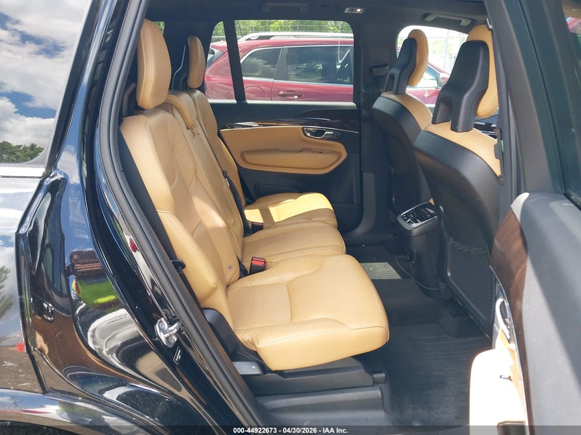 2016 Volvo Xc90 VIN YV4A22PK6G1044989 IAAI salvage auction — UNKNOWN, Salvage (Virginia), sold $2,250 on 2026-07-20 (photo 8)