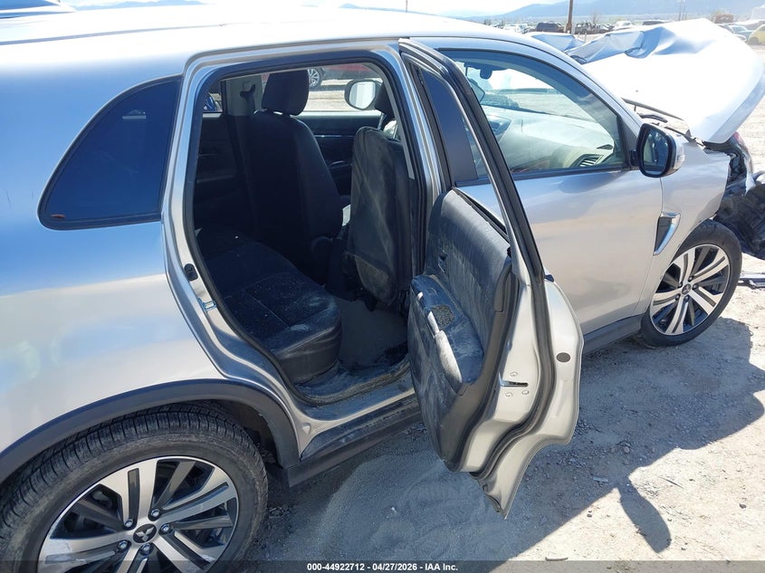 2024 Mitsubishi Outlander VIN JA4ARUAU0RU009042 IAAI salvage auction — FRONT END, Salvage (Idaho), sold $225 on 2026-07-22 (photo 8)