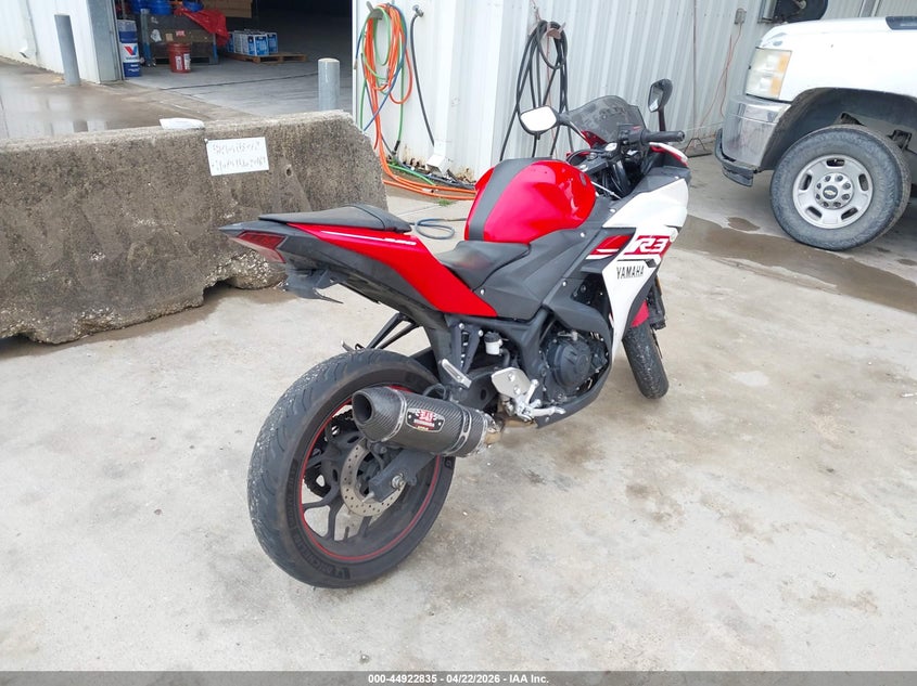 2015 Yamaha Yzf VIN MH3RH06Y5FK002340 IAAI salvage auction — LEFT & RIGHT, Original (Texas), sold $925 on 2026-07-08 (photo 4)