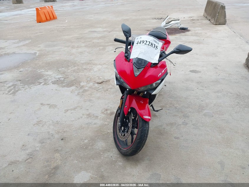2015 Yamaha Yzf VIN MH3RH06Y5FK002340 IAAI salvage auction — LEFT & RIGHT, Original (Texas), sold $925 on 2026-07-08 (photo 5)