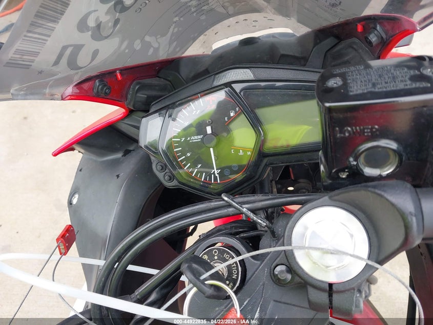 2015 Yamaha Yzf VIN MH3RH06Y5FK002340 IAAI salvage auction — LEFT & RIGHT, Original (Texas), sold $925 on 2026-07-08 (photo 7)