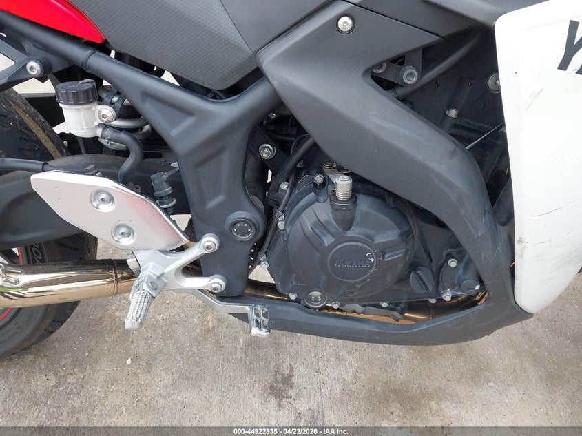 2015 Yamaha Yzf VIN MH3RH06Y5FK002340 IAAI salvage auction — LEFT & RIGHT, Original (Texas), sold $925 on 2026-07-08 (photo 8)