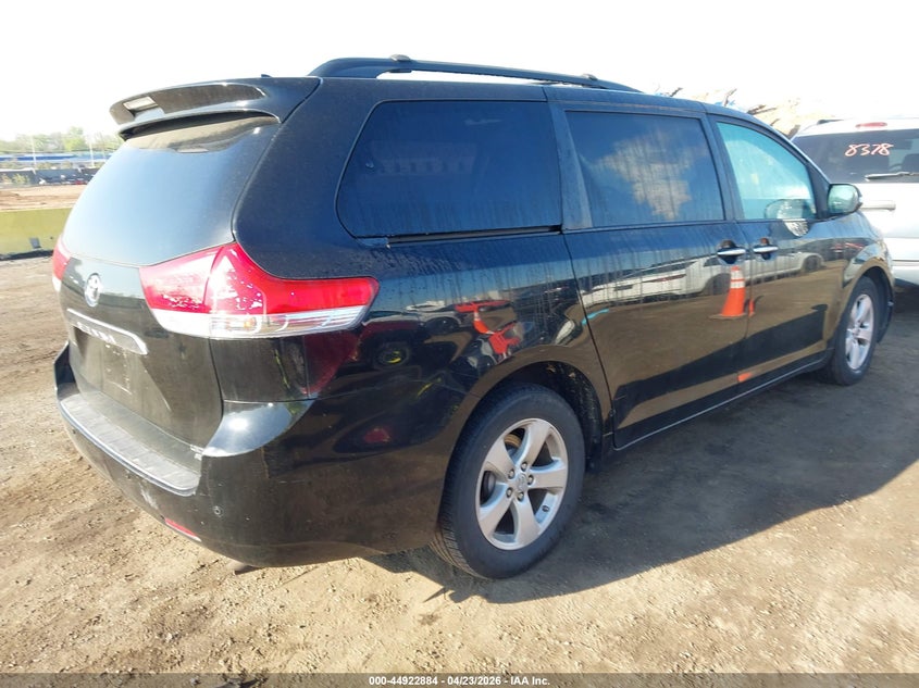 2013 Toyota Sienna VIN 5TDDK3DC1DS054251 IAAI salvage auction — UNKNOWN, Salvage Title, sold $2,150 on 2026-07-14 (photo 4)