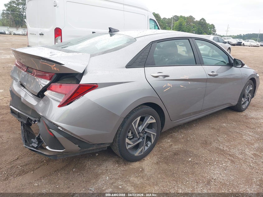 2025 Hyundai Elantra VIN KMHLM4DG4SU069524 IAAI salvage auction — REAR END, Original (Texas), sold $8,650 on 2026-07-09 (photo 4)