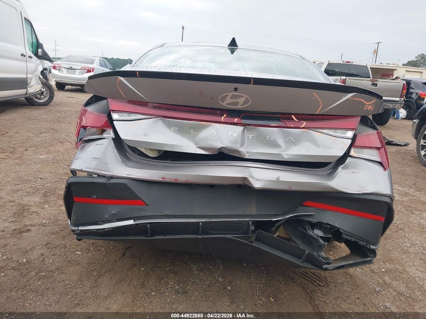 2025 Hyundai Elantra VIN KMHLM4DG4SU069524 IAAI salvage auction — REAR END, Original (Texas), sold $8,650 on 2026-07-09 (photo 6)