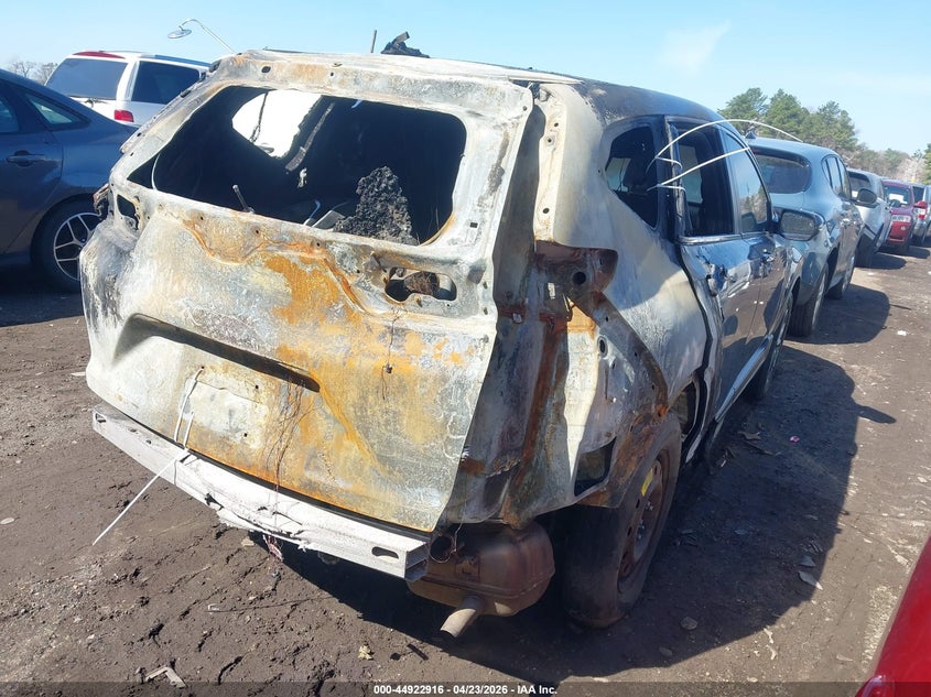 2021 Honda Cr-v VIN 7FART6H87ME025016 IAAI salvage auction — EXTERIOR BURN, Salvage (Idaho), sold $4,300 on 2026-07-07 (photo 4)