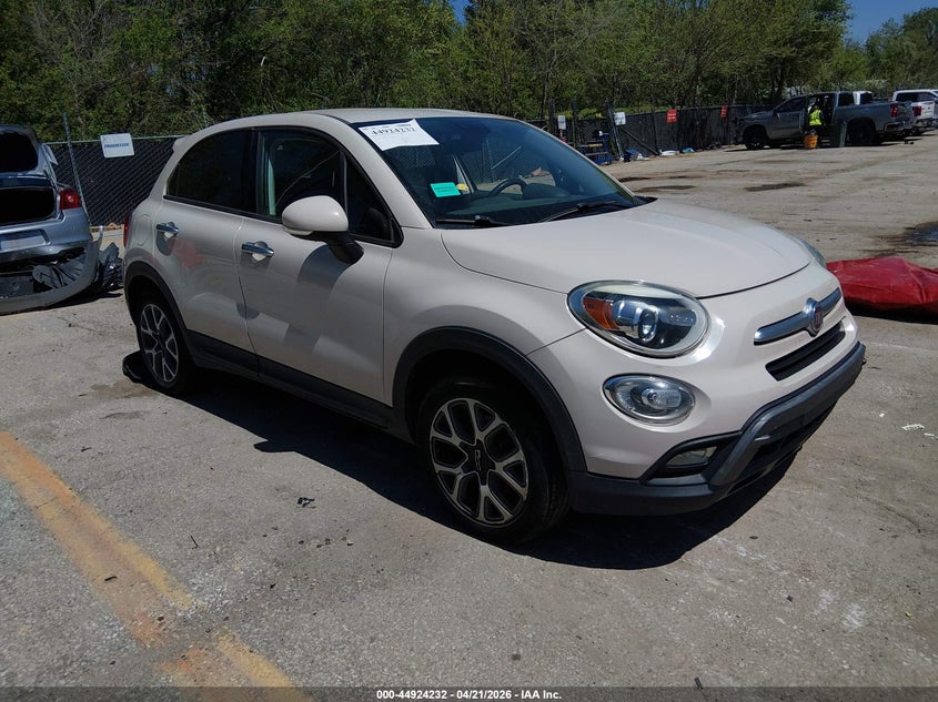2016 Fiat 500x VIN ZFBCFXCT8GP387976 IAAI salvage auction — LEFT REAR, Clear (Missouri), sold $700 on 2026-07-15 (photo 1)