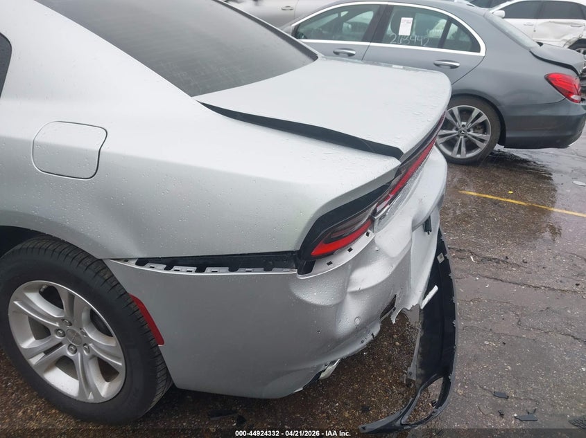 2022 Dodge Charger VIN 2C3CDXBG6NH231397 IAAI salvage auction — REAR END, Original (Texas), sold $4,550 on 2026-08-01 (photo 6)