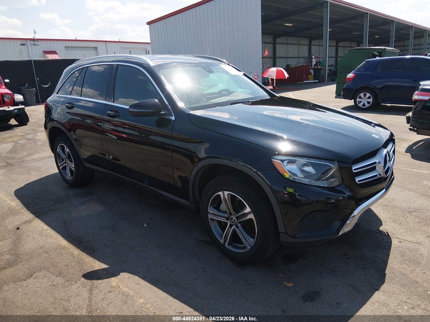 2017 Mercedes-benz Glc VIN WDC0G4JB0HV003959 IAAI salvage auction — LEFT FRONT, Salvage Title, sold $5,025 on 2026-07-08 (photo 1)