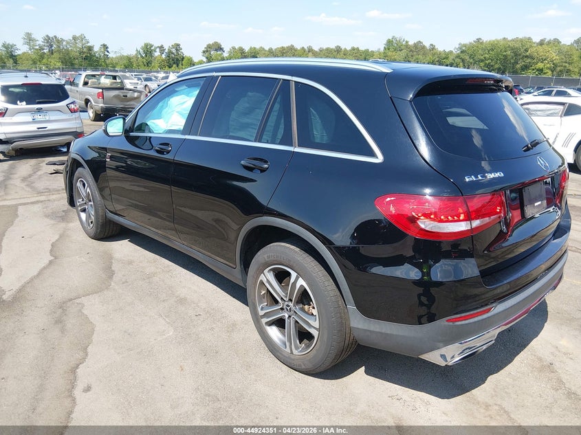 2017 Mercedes-benz Glc VIN WDC0G4JB0HV003959 IAAI salvage auction — LEFT FRONT, Salvage Title, sold $5,025 on 2026-07-08 (photo 3)