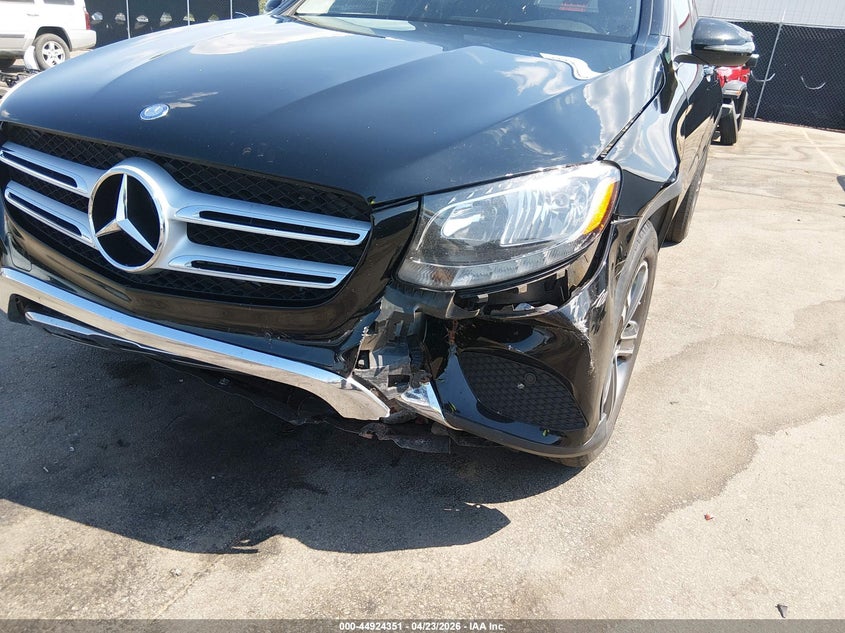 2017 Mercedes-benz Glc VIN WDC0G4JB0HV003959 IAAI salvage auction — LEFT FRONT, Salvage Title, sold $5,025 on 2026-07-08 (photo 6)