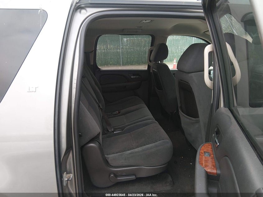 2008 Chevrolet Express VIN 1GNFK16378R122915 IAAI salvage auction — FRONT END, Salvage (Kansas), sold $675 on 2026-07-09 (photo 8)