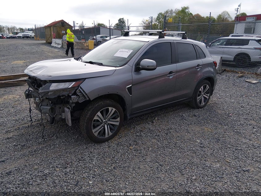 2023 Mitsubishi Outlander VIN JA4ARUAUXPU001818 IAAI salvage auction — FRONT END, Salvage (West Virginia), sold $6,700 on 2026-07-15 (photo 2)