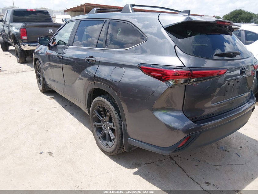 2023 Toyota Highlander VIN 5TDKDRAHXPS017580 IAAI salvage auction — RIGHT FRONT, Original (Texas), sold $350 on 2026-07-28 (photo 3)