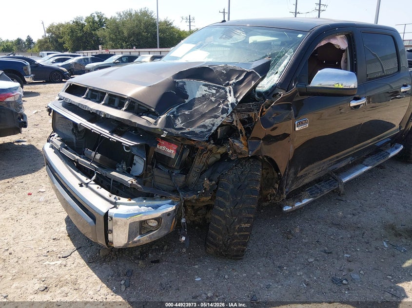 2018 Toyota Tundra VIN 5TFAW5F14JX729403 IAAI salvage auction — RIGHT FRONT, Original (Texas), sold $8,200 on 2026-07-11 (photo 6)