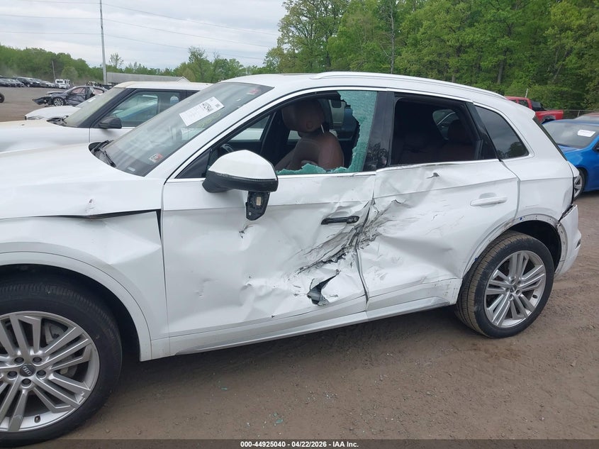 2018 Audi Q5 VIN WA1BNAFY4J2100650 IAAI salvage auction — LEFT & RIGHT, Salvage - Greater Than 75% (Maryland), sold $3,050 on 2026-07-29 (photo 6)