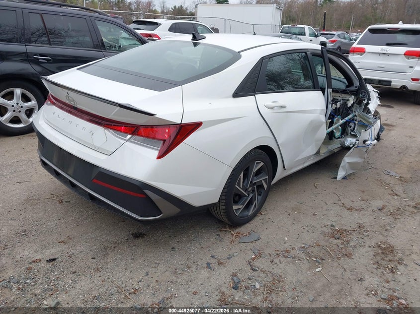 2025 Hyundai Elantra VIN KMHLM4DG7SU884994 IAAI salvage auction — SUSPENSION, Salvage (Rhode Island), sold $4,500 on 2026-07-28 (photo 4)