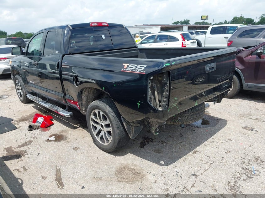 2017 Toyota Tundra VIN 5TFRM5F10HX111952 IAAI salvage auction — REAR END, Original (Texas), sold $7,600 on 2026-07-15 (photo 3)
